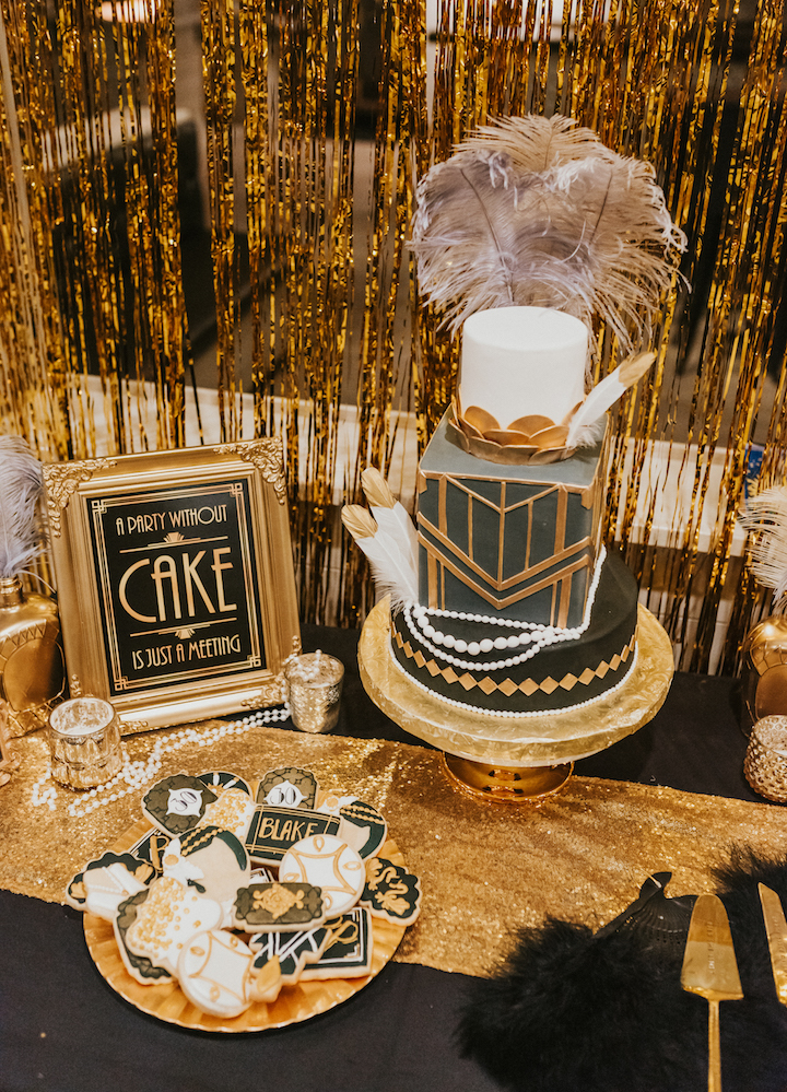 Great Gastby Table Setting and Decor  Gatsby party decorations, Gatsby  birthday party, Gold party