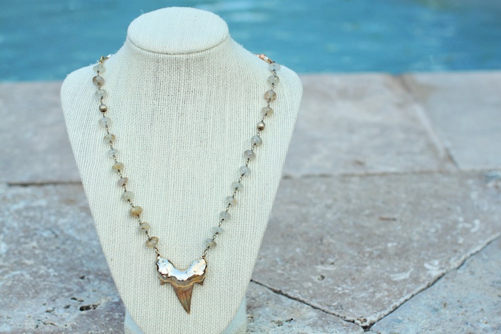 sharktooth-necklace