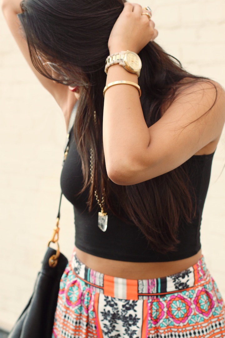 black-cropped-top