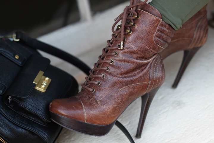 lace-up-boots