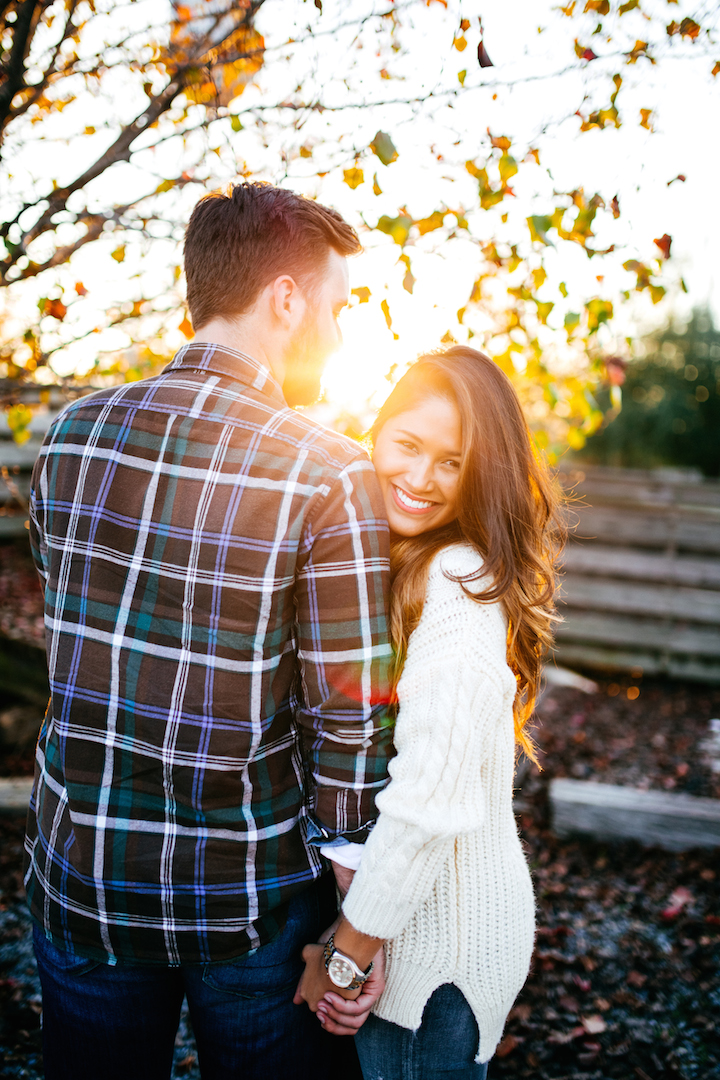 cozy-engagement-photos