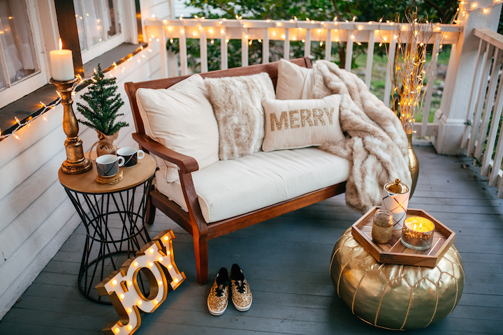 Outdoor holiday outlet throw pillows