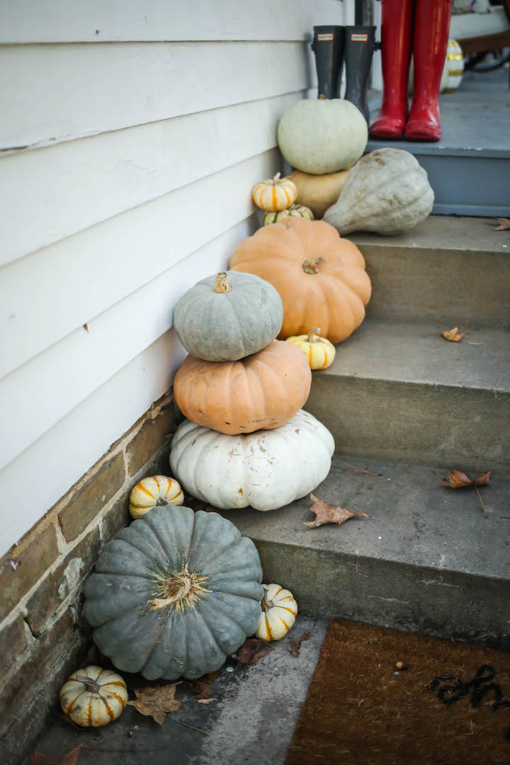 pumpkin front porch decor