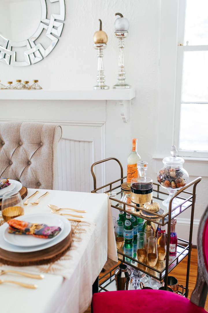 holiday-mantle-decor