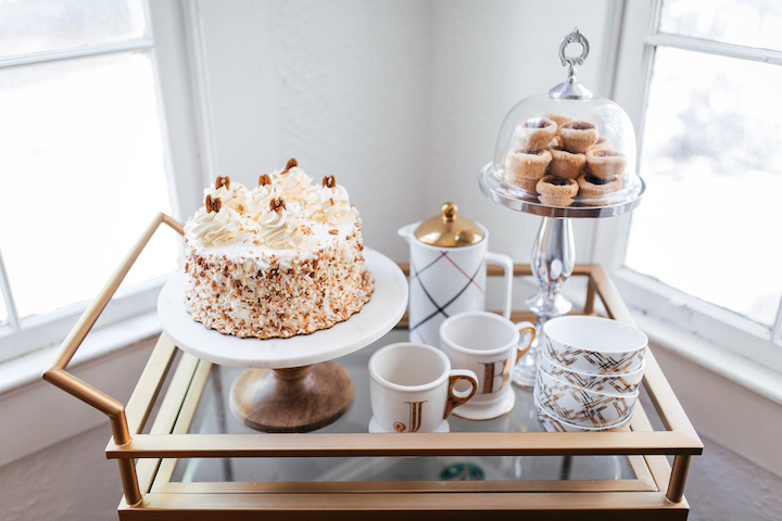 marble-cake-stand