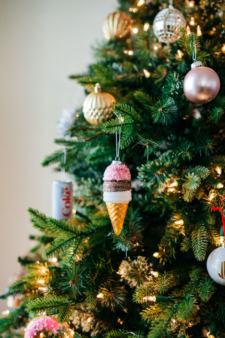 ice-cream-cone-ornament