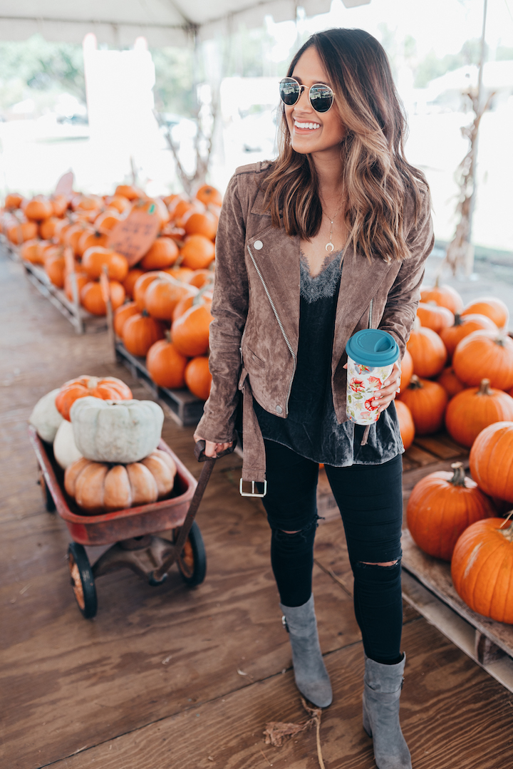 The 10 Best Fall Traditions - Haute Off The Rack