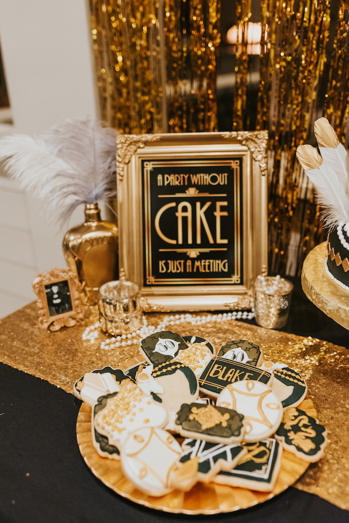 How to Throw a Great Gatsby Themed Party - Haute Off The Rack