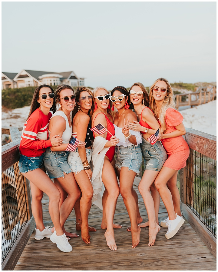 How To Throw The Perfect Beach Bachelorette Party - Haute Off The Rack